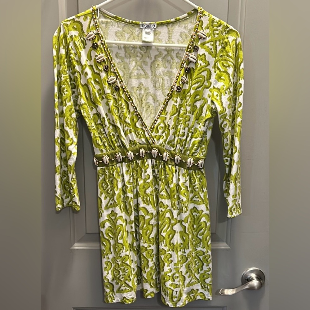 USINDO Size 8 Green/White V-Neck Tunic Pre-Owned